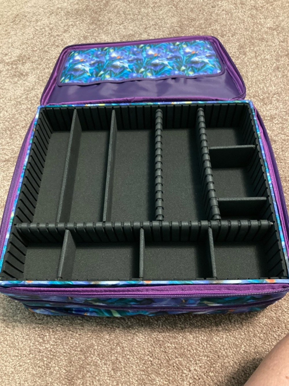 💜🩵NEW ‘Joy Mangano’ Beautiful Excellent Floral Print Jewelry Organizer